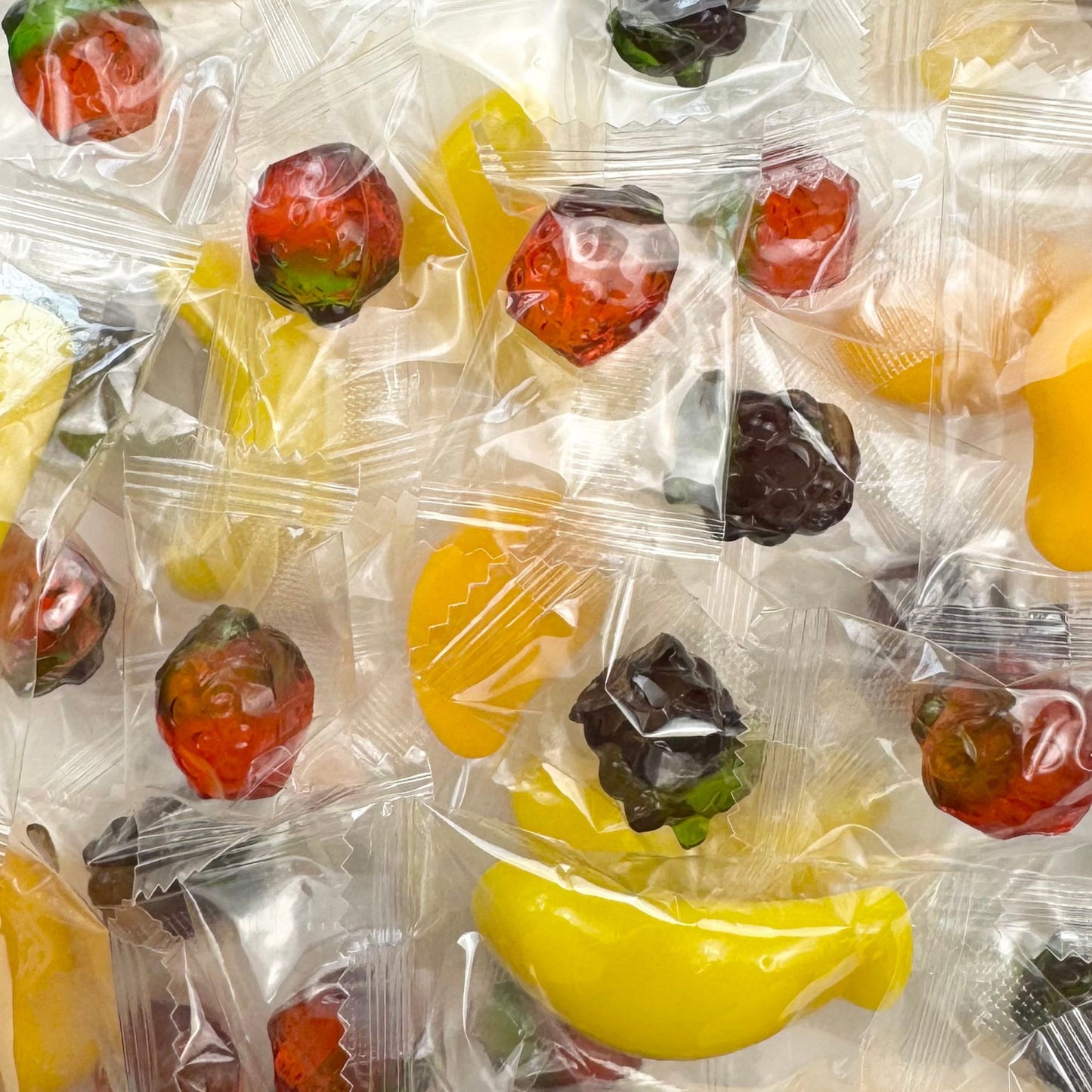Mixed Peelable Fruit Gummies – 500g Mix Peeler Lollies